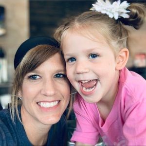 Meet your Posher, Adrienne